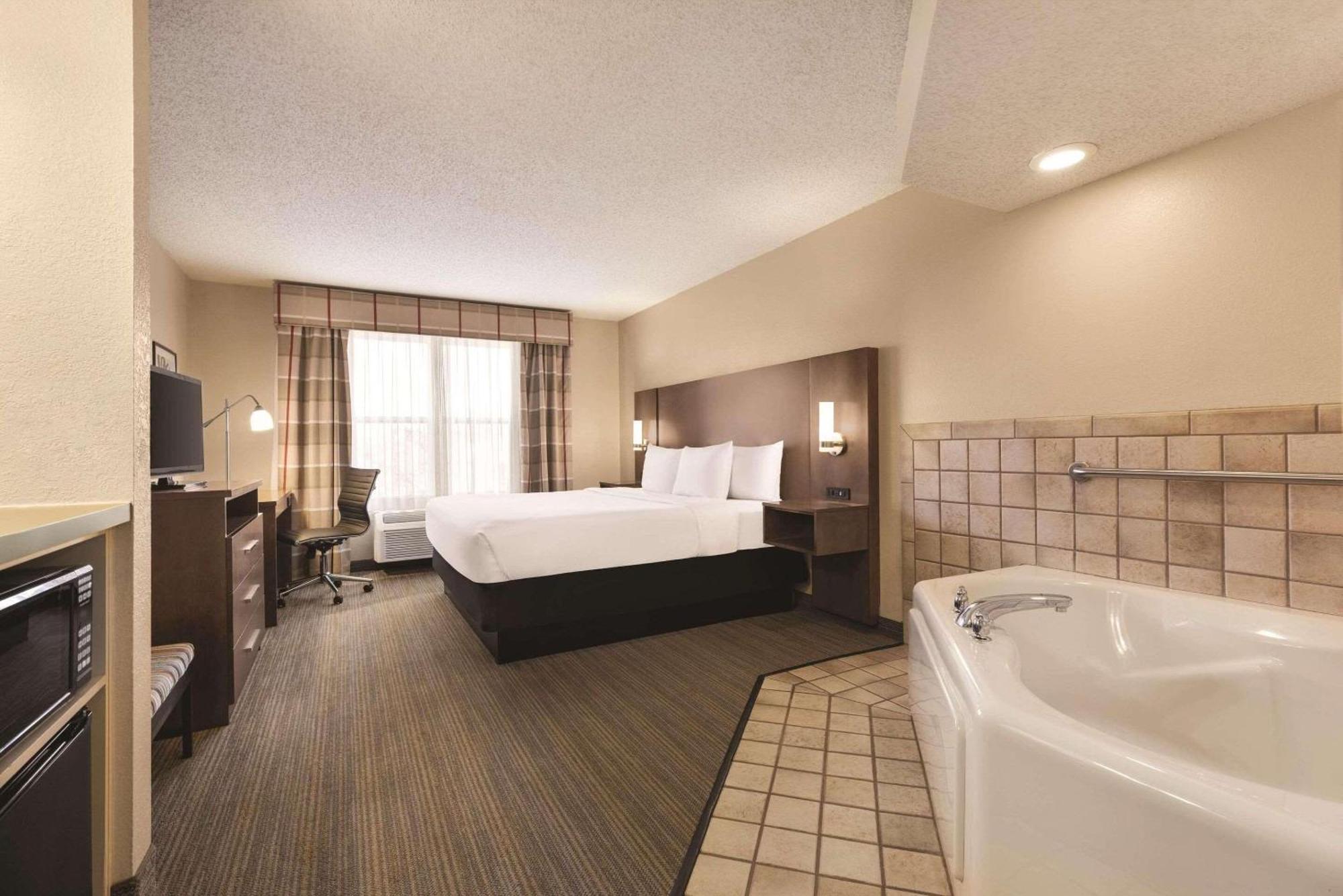 Country Inn & Suites By Radisson, Forest Lake, Mn Екстер'єр фото
